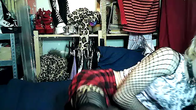 jessysky723 online show from October 19, 2025, 9:48 pm