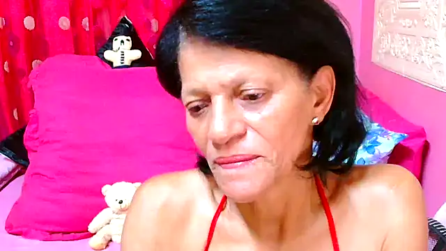 Snapshot of SLUTTYROXY chatting on January 21, 2025, 5:30 pm SLUTTYROXY online show from January 21, 2025, 5:30 pm