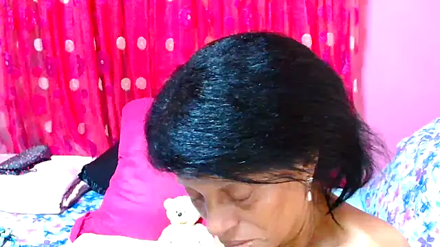 Snapshot of SLUTTYROXY chatting on February 2, 2025, 9:13 pm SLUTTYROXY online show from February 2, 2025, 9:13 pm