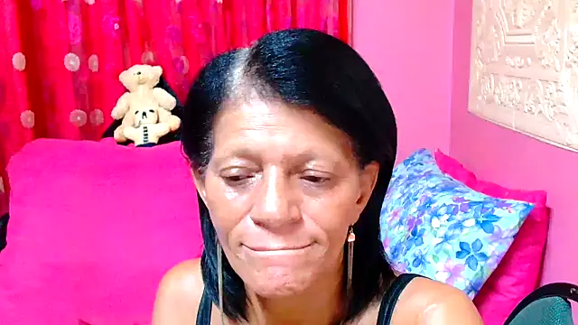 Snapshot of SLUTTYROXY chatting on February 8, 2025, 3:41 am SLUTTYROXY online show from February 8, 2025, 3:41 am