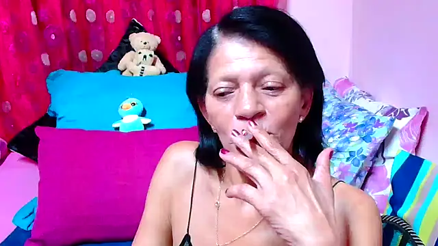 Snapshot of SLUTTYROXY chatting on September 17, 2025, 7:15 pm SLUTTYROXY online show from September 17, 2025, 7:15 pm