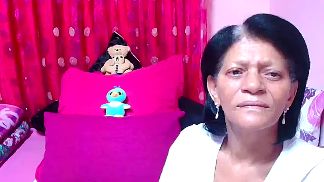 SLUTTYROXY online show from October 12, 2025, 5:45 pm