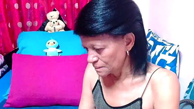 SLUTTYROXY online show from October 27, 2025, 6:06 am