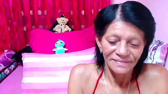 SLUTTYROXY online show from November 10, 2025, 5:34 pm