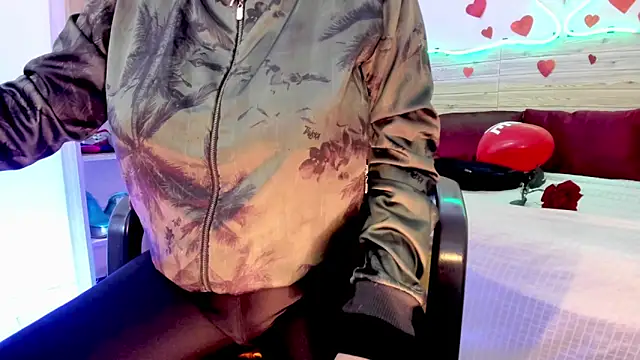 lilahSweet online show from February 18, 2025, 11:22 am