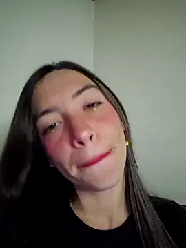 loveuu-bae online show from November 8, 2025, 12:00 am