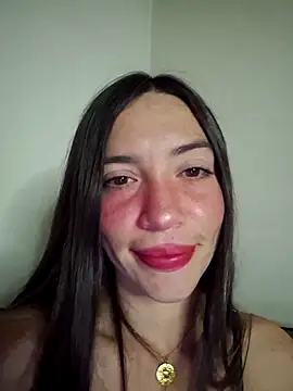 loveuu-bae online show from November 11, 2025, 1:05 am