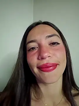 loveuu-bae online show from December 14, 2025, 11:20 pm