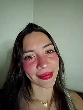 Snapshot of loveuu-bae chatting on January 14, 2026, 1:33 am loveuu-bae online show from January 14, 2026, 1:33 am