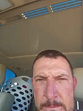 Snapshot of UncutHammer69 chatting on October 13, 2025, 7:14 pm UncutHammer69 online show from October 13, 2025, 7:14 pm