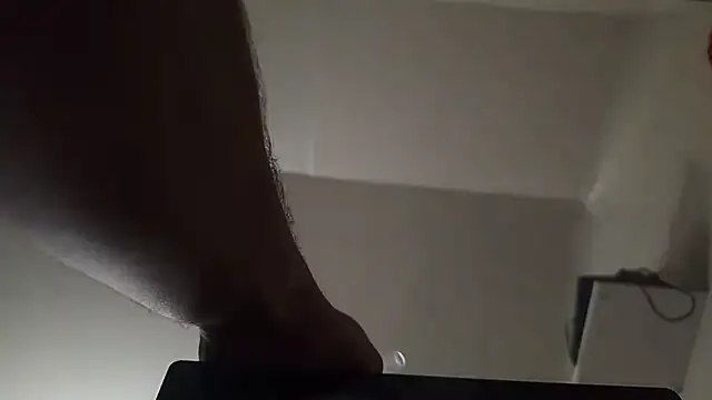 Snapshot of UncutHammer69 chatting on October 17, 2025, 10:29 am UncutHammer69 online show from October 17, 2025, 10:29 am