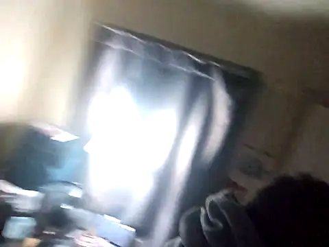 Snapshot of UncutHammer69 chatting on October 27, 2025, 1:37 pm UncutHammer69 online show from October 27, 2025, 1:37 pm