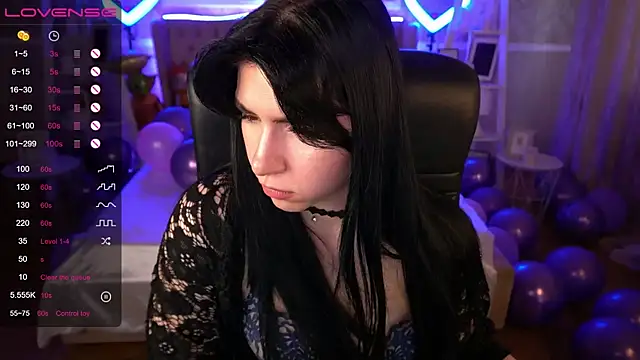 Snapshot of EmilyCandyy chatting on January 13, 2025, 10:03 am EmilyCandyy online show from January 13, 2025, 10:03 am