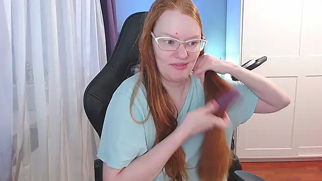 Lady Inari online show from November 4, 2025, 5:50 am