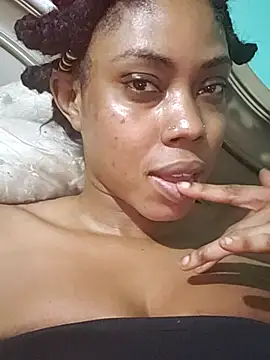 Snapshot of HONEYSWEETS_LIVE chatting on January 6, 2026, 10:12 pm HONEYSWEETS LIVE online show from January 6, 2026, 10:12 pm