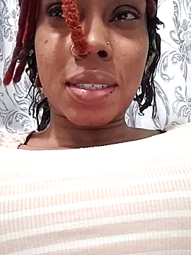 Snapshot of HONEYSWEETS_LIVE chatting on February 9, 2026, 9:30 pm HONEYSWEETS LIVE online show from February 9, 2026, 9:30 pm