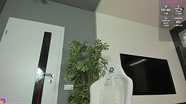 lissababe1 online show from December 10, 2024, 11:30 pm