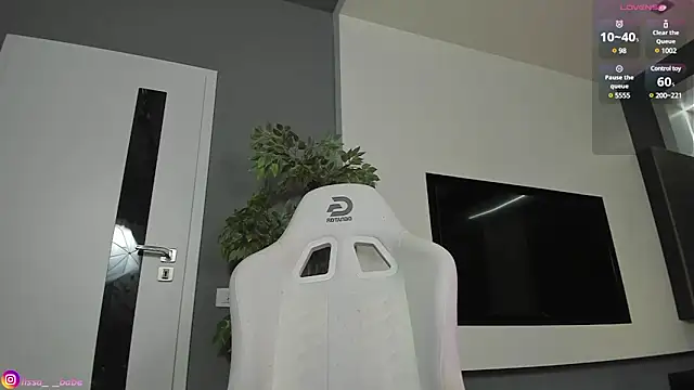 lissababe1 online show from December 12, 2024, 11:14 pm