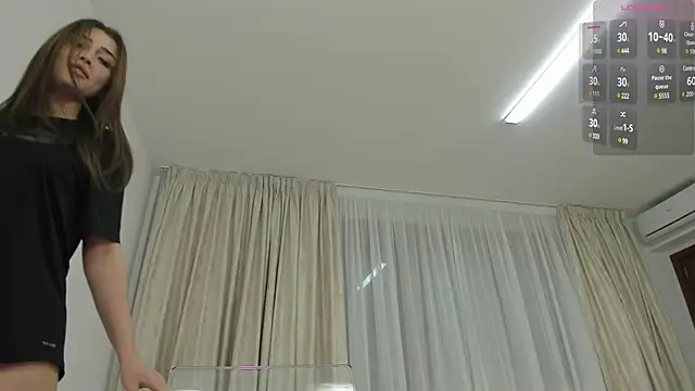 lissababe1 online show from February 25, 2025, 9:02 pm