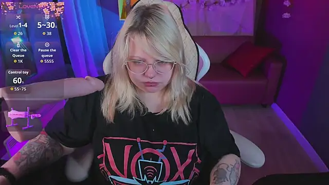 Snapshot of Yoki_Shizuko chatting on April 4, 2026, 6:33 am Yoki Shizuko online show from April 4, 2026, 6:33 am