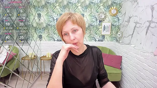 Snapshot of Paris_Cherry chatting on March 28, 2026, 5:56 pm Paris Cherry online show from March 28, 2026, 5:56 pm