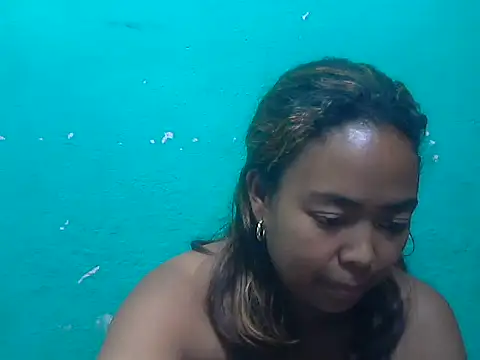 Snapshot of milkboobsgirl chatting on March 1, 2026, 7:43 am milkboobsgirl online show from March 1, 2026, 7:43 am