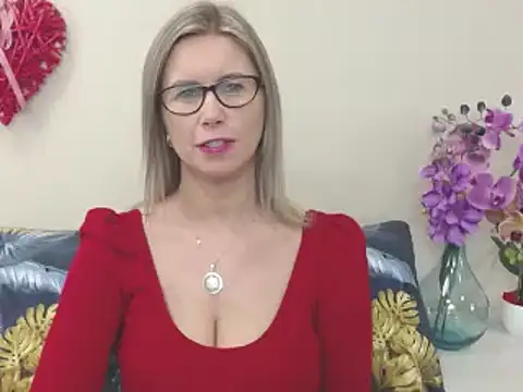 Snapshot of DoreenSexy chatting on December 4, 2024, 7:17 am DoreenSexy online show from December 4, 2024, 7:17 am