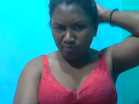 cutybigass online show from October 7, 2025, 5:43 pm