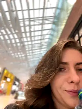 Snapshot of MariiD chatting on October 30, 2025, 8:49 am MariiD online show from October 30, 2025, 8:49 am