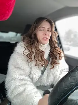 Snapshot of MariiD chatting on February 9, 2026, 7:34 am MariiD online show from February 9, 2026, 7:34 am