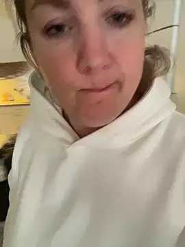 Snapshot of Anna_Alexa chatting on November 28, 2025, 7:33 am Anna Alexa online show from November 28, 2025, 7:33 am