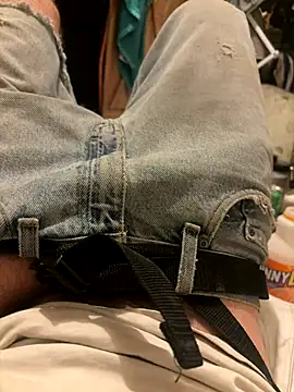 Snapshot of mikeylong chatting on November 21, 2025, 9:41 am mikeylong online show from November 21, 2025, 9:41 am