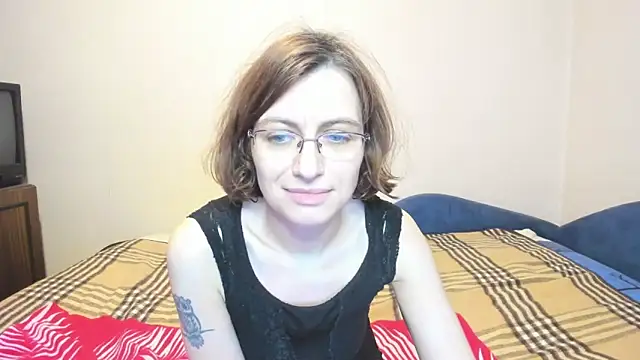 MarilynDream online show from December 24, 2024, 9:33 pm