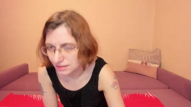 Snapshot of MarilynDream chatting on January 10, 2026, 12:45 am MarilynDream online show from January 10, 2026, 12:45 am