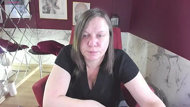 KellyPerfection online show from October 9, 2025, 6:00 am