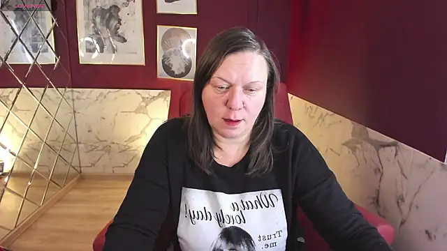 Snapshot of KellyPerfection chatting on February 21, 2026, 12:17 pm KellyPerfection online show from February 21, 2026, 12:17 pm