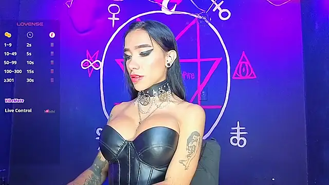 Snapshot of Depresion_Black chatting on November 7, 2025, 6:08 pm Depresion Black online show from November 7, 2025, 6:08 pm