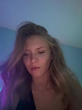 AnastasiaAniess online show from January 7, 2025, 6:03 pm