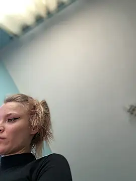 AnastasiaAniess online show from January 9, 2025, 12:30 pm