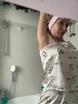 AnastasiaAniess online show from February 4, 2025, 9:49 am