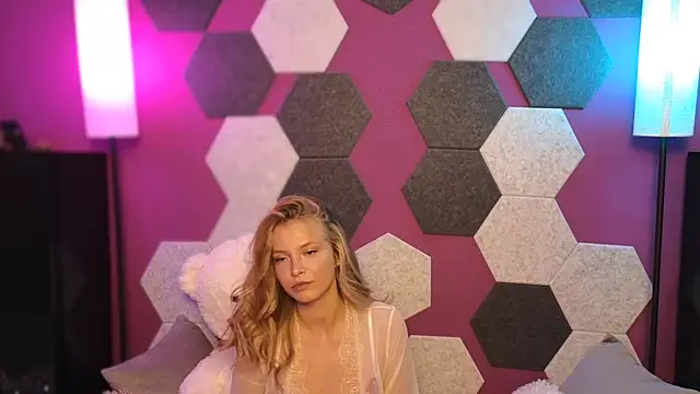 AnastasiaAniess online show from October 25, 2025, 8:14 pm