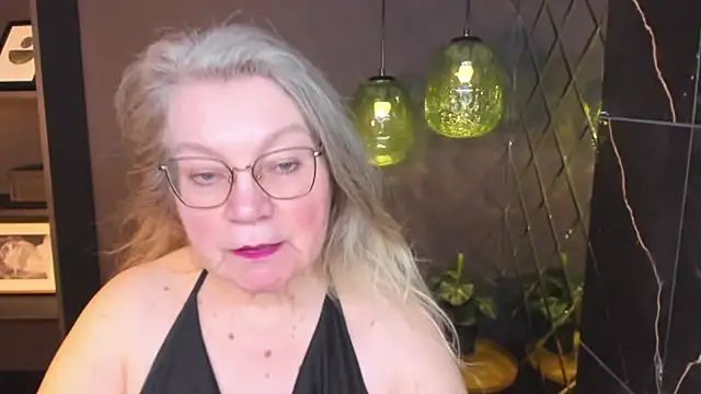 NataliMellow online show from March 28, 2026, 1:22 pm