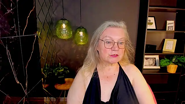 NataliMellow online show from July 13, 2026, 1:25 pm