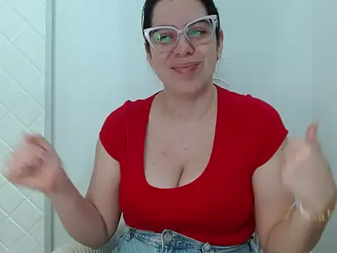 ashlymoon online show from June 25, 2026, 12:21 am