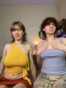 Snapshot of Jitoon_Exe chatting on January 11, 2026, 6:02 pm Jitoon Exe online show from January 11, 2026, 6:02 pm