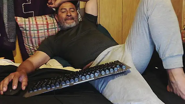 dantehot2020 online show from March 1, 2026, 4:03 am