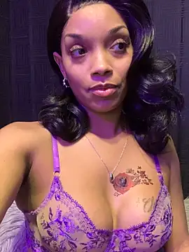 Rakiyahcharms online show from November 7, 2025, 10:10 pm