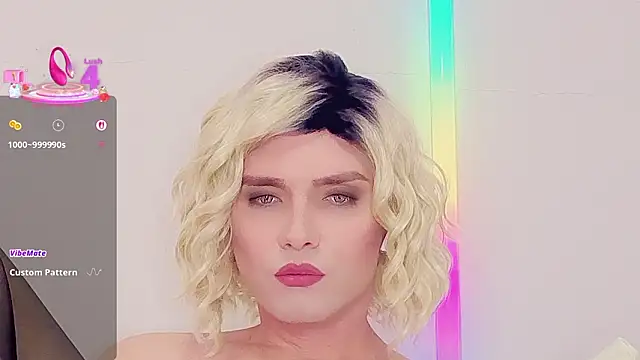 Snapshot of Zagadka55555 chatting on January 15, 2026, 3:22 am Zagadka55555 online show from January 15, 2026, 3:22 am