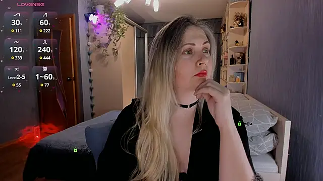 Snapshot of SweetLanna chatting on December 22, 2024, 11:52 pm SweetLanna online show from December 22, 2024, 11:52 pm