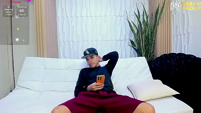 AmazingPartys online show from March 10, 2026, 1:49 pm